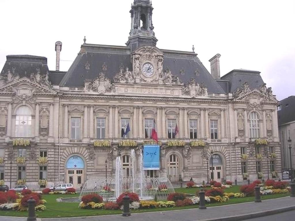 Appartement Centre Ville Tours Exterior photo